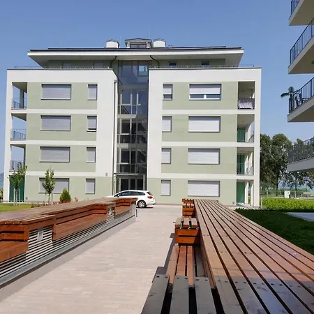 Apartman Lelle B26 *